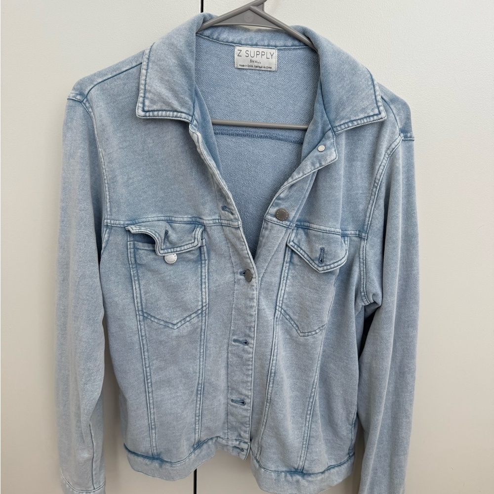 Z SUPPLY Women's Light Blue Denim Jacket